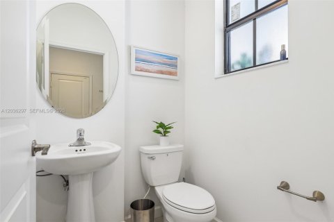 Adosado en venta en Miami Gardens, Florida, 3 dormitorios, 124.86 m2 № 2185925 - foto 14