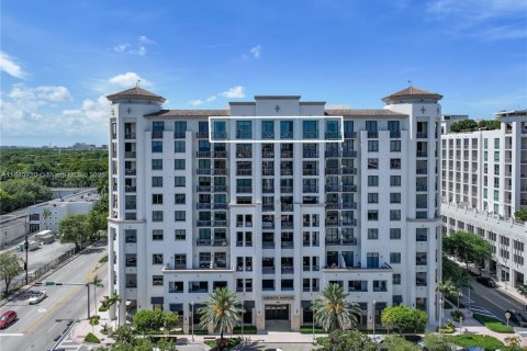 Condo in Coral Gables, Florida, 3 bedrooms  № 1855059 - photo 1