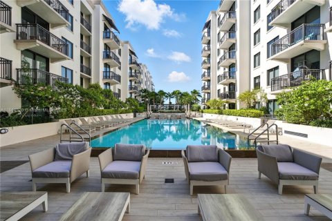 Condo in Coral Gables, Florida, 3 bedrooms  № 1855059 - photo 12