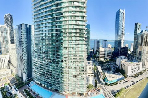 Condo in Miami, Florida, 1 bedroom  № 2001517 - photo 10