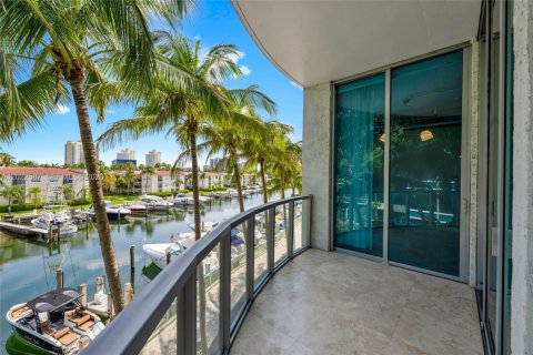 Condo in Aventura, Florida, 3 bedrooms № 2145897 - photo 21