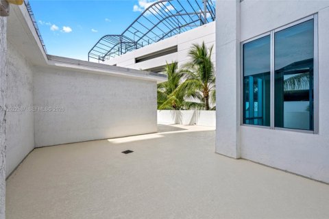 Condo in Aventura, Florida, 3 bedrooms № 2145897 - photo 26