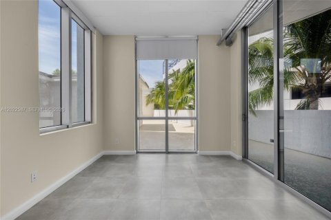 Condo in Aventura, Florida, 3 bedrooms № 2145897 - photo 17