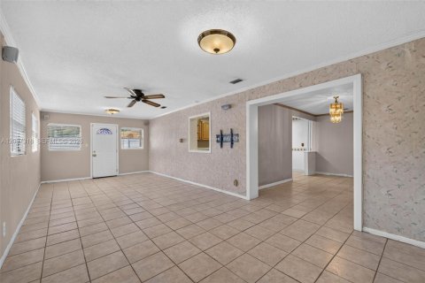 House in Tampa, Florida 3 bedrooms, 150.04 sq.m. № 2392839 - photo 27