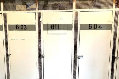 Condominio en venta en Lauderdale Lakes, Florida, 2 dormitorios, 87.7 m2 № 2031175 - foto 24