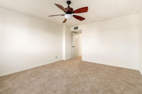 Condominio en venta en North Lauderdale, Florida, 2 dormitorios, 125.42 m2 № 2184063 - foto 26