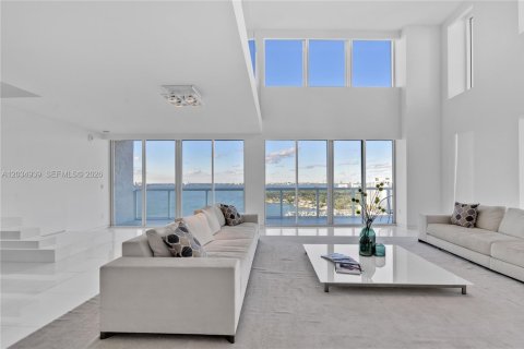 Copropriété à louer à Miami Beach, Floride: 3 chambres, 441.29 m2 № 2084225 - photo 15