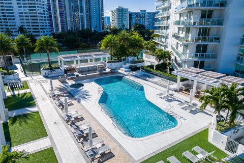 Copropriété à louer à Miami Beach, Floride: 3 chambres, 441.29 m2 № 2084225 - photo 5