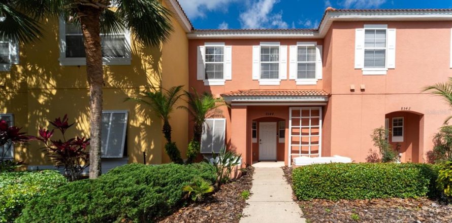 Adosado en Kissimmee, Florida 3 dormitorios, 120.31 m2 № 1779052