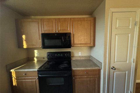 Condo in Sarasota, Florida, 2 bedrooms  № 1529995 - photo 18
