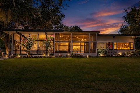 Casa en Clermont, Florida 4 dormitorios, 180.14 m2 № 2095178