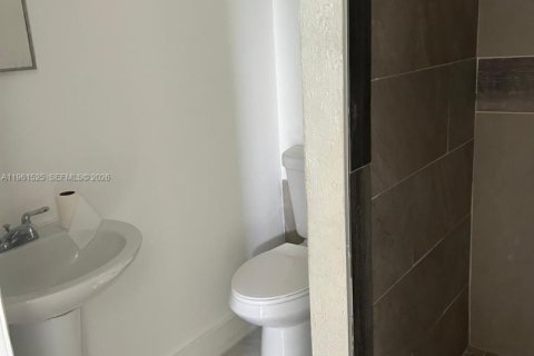 Купить виллу или дом в Майами, Флорида 3 спальни, 133.69м2, № 2025866 - фото 30