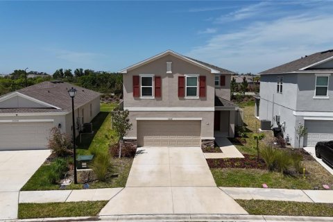 Casa en venta en Palmetto, Florida, 5 dormitorios, 235.04 m2 № 1720105 - foto 1