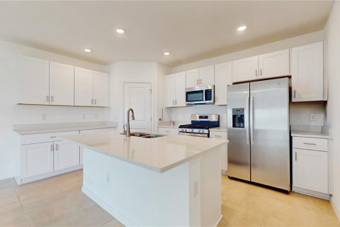 Casa en venta en Palmetto, Florida, 5 dormitorios, 235.04 m2 № 1720105 - foto 8