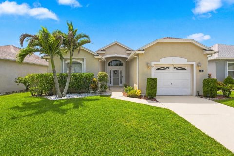 Villa ou maison à Port St. Lucie, Floride 2 chambres, 143.07 m2 № 2307664