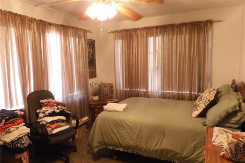 House in Edgewater, Florida 3 bedrooms, 141.68 sq.m. № 1677815 - photo 18
