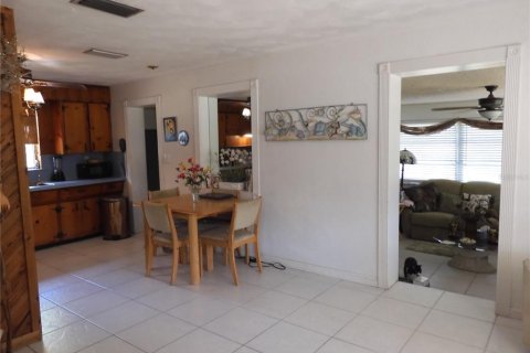 House in Edgewater, Florida 3 bedrooms, 141.68 sq.m. № 1677815 - photo 26