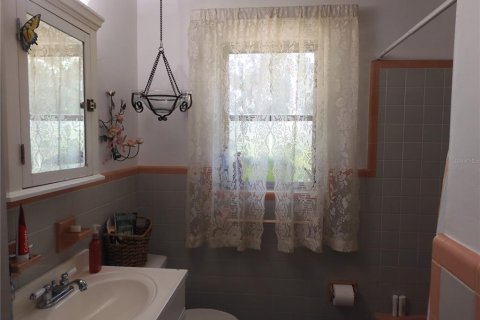 House in Edgewater, Florida 3 bedrooms, 141.68 sq.m. № 1677815 - photo 19