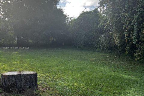 House in Sebring, Florida 3 bedrooms № 1933745 - photo 14