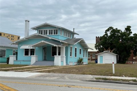 Casa en Sebring, Florida 3 dormitorios № 2075277