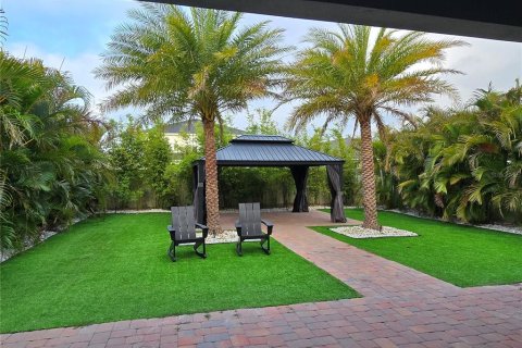House in Clermont, Florida 5 bedrooms, 301.65 sq.m. № 1749477 - photo 16