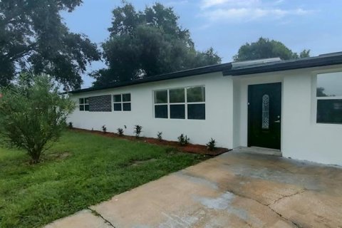 Villa ou maison à Titusville, Floride 3 chambres, 129.51 m2 № 2415492
