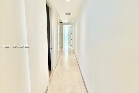 Снять в аренду квартиру в Санни-Айлс-Бич, Флорида 2 спальни, 158.31м2, № 1989294 - фото 24