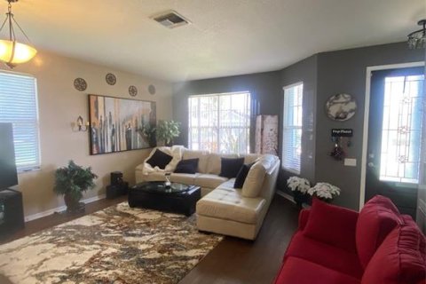 House in Lakeland, Florida 3 bedrooms, 174.38 sq.m. № 1909296 - photo 10