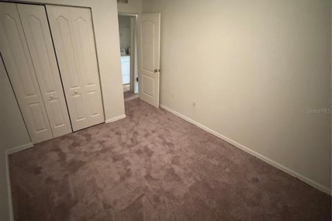 Adosado en alquiler en Brandon, Florida, 3 dormitorios, 121.42 m2 № 1574077 - foto 17