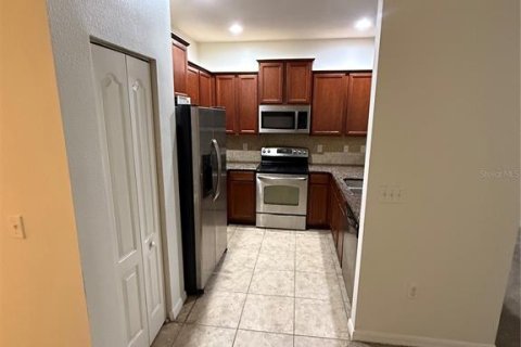 Adosado en alquiler en Brandon, Florida, 3 dormitorios, 121.42 m2 № 1574077 - foto 9
