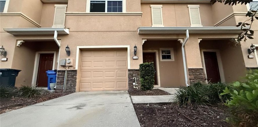 Adosado en Brandon, Florida 3 dormitorios, 121.42 m2 № 1574077