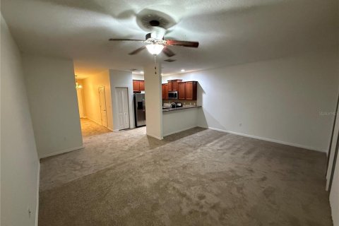 Adosado en alquiler en Brandon, Florida, 3 dormitorios, 121.42 m2 № 1574077 - foto 11