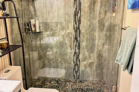 Condominio en venta en Saint Pete Beach, Florida, 3 dormitorios, 95.69 m2 № 2151062 - foto 28