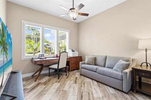 House in Bradenton, Florida 3 bedrooms, 245.08 sq.m. № 2393398 - photo 12
