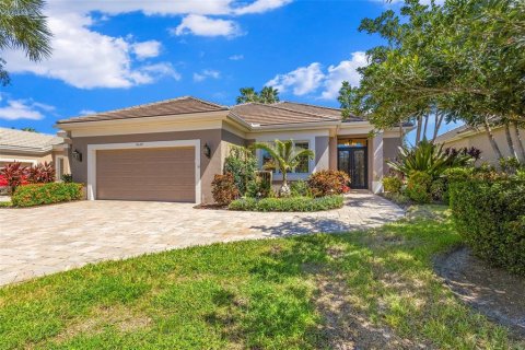House in Bradenton, Florida 3 bedrooms, 245.08 sq.m. № 2393398 - photo 6