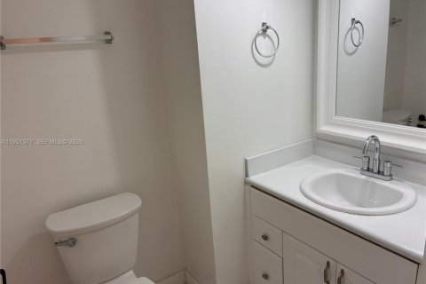 Condominio en alquiler en Aventura, Florida, 1 dormitorio, 82.4 m2 № 2011197 - foto 15