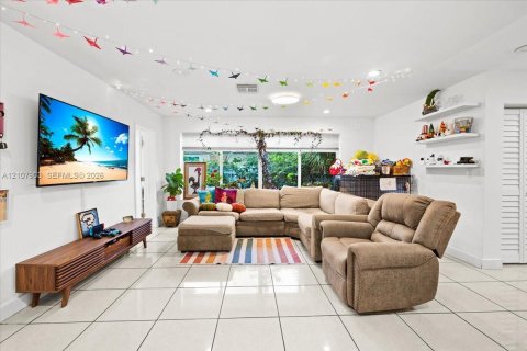 Villa ou maison à vendre à Fort Lauderdale, Floride: 3 chambres, 91.79 m2 № 2429995 - photo 5