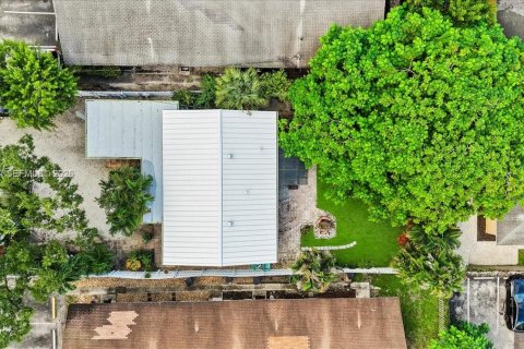 Villa ou maison à vendre à Fort Lauderdale, Floride: 3 chambres, 91.79 m2 № 2429995 - photo 29