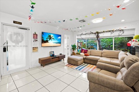 Villa ou maison à vendre à Fort Lauderdale, Floride: 3 chambres, 91.79 m2 № 2429995 - photo 6