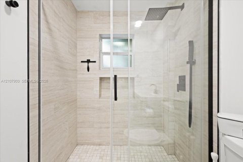Villa ou maison à vendre à Fort Lauderdale, Floride: 3 chambres, 91.79 m2 № 2429995 - photo 13