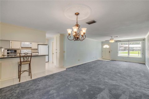 House in Edgewater, Florida 3 bedrooms, 128.11 sq.m. № 1806667 - photo 21