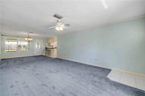 House in Edgewater, Florida 3 bedrooms, 128.11 sq.m. № 1806667 - photo 16