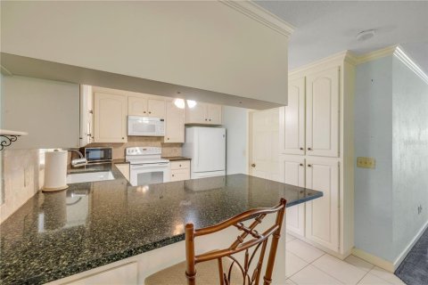 House in Edgewater, Florida 3 bedrooms, 128.11 sq.m. № 1806667 - photo 23