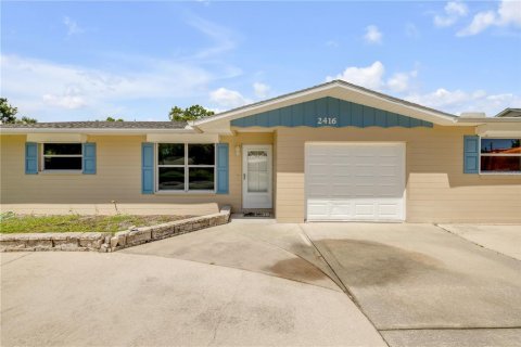 House in Edgewater, Florida 3 bedrooms, 128.11 sq.m. № 1806667 - photo 11