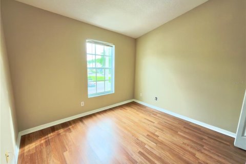 Townhouse in Wesley Chapel, Florida 3 bedrooms, 135.64 sq.m. № 2216048 - photo 16