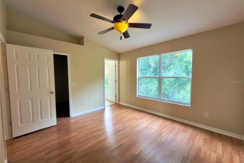 Townhouse in Wesley Chapel, Florida 3 bedrooms, 135.64 sq.m. № 2216048 - photo 11