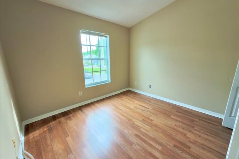 Townhouse in Wesley Chapel, Florida 3 bedrooms, 135.64 sq.m. № 2216048 - photo 14
