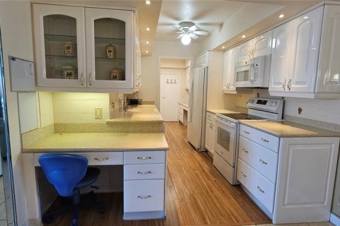 Copropriété à louer à Treasure Island, Floride: 1 chambre, 95.22 m2 № 2104165 - photo 6