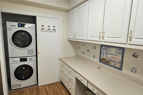Copropriété à louer à Treasure Island, Floride: 1 chambre, 95.22 m2 № 2104165 - photo 11