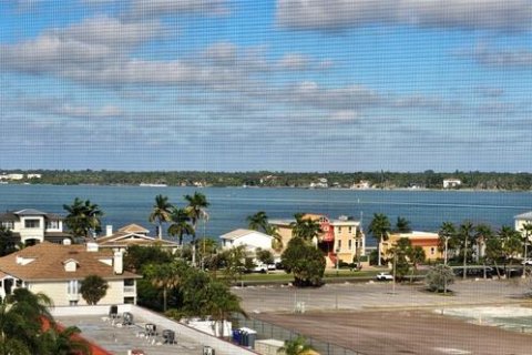 Copropriété à louer à Treasure Island, Floride: 1 chambre, 95.22 m2 № 2104165 - photo 22